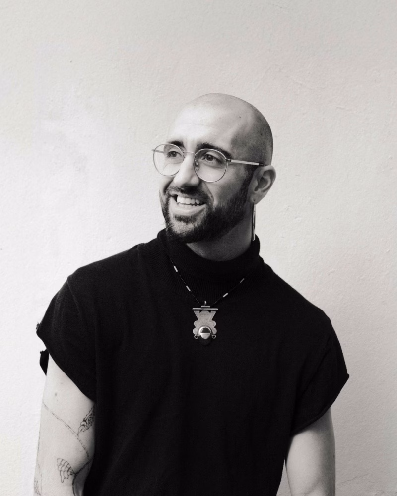 Iklos Schwartz: Freiburger Künstler erhält Stipendium für Nigeria!