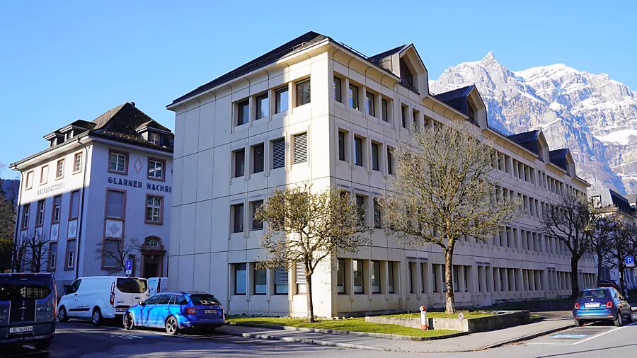 Wichtige Umbaumaßnahmen: Glarner Departement nur eingeschränkt erreichbar!