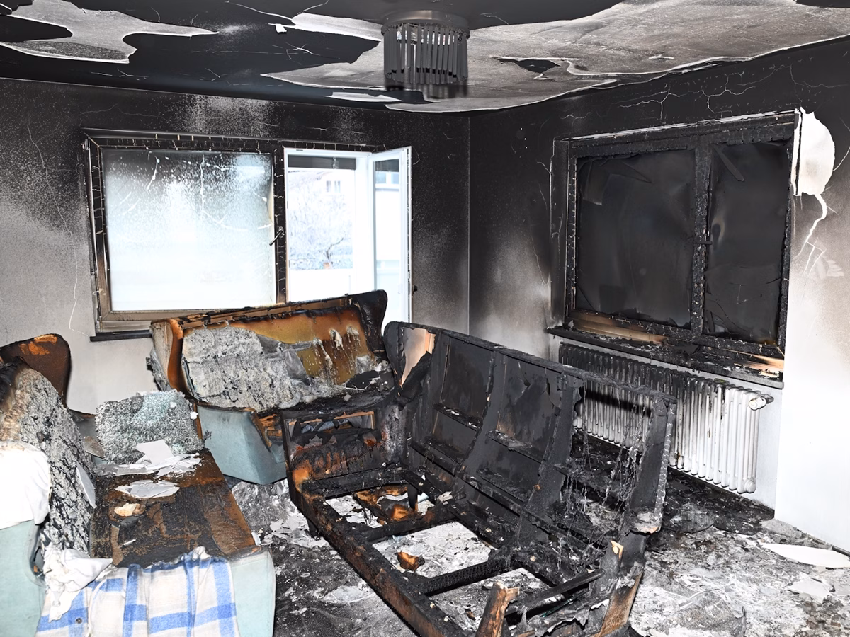 Heizdecke entfacht Feuer: Feuerwehr Chur rettet Donnerstagmorgen Leben!